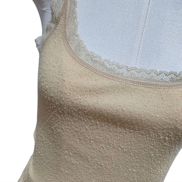 !! SOLD !! Abercrombie vintage light yellow lace cami tank top - Picture 2 of 6